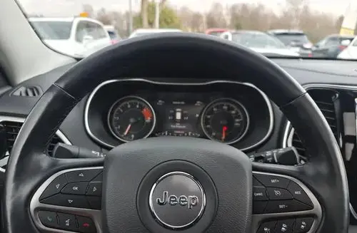 JEEP Cherokee 