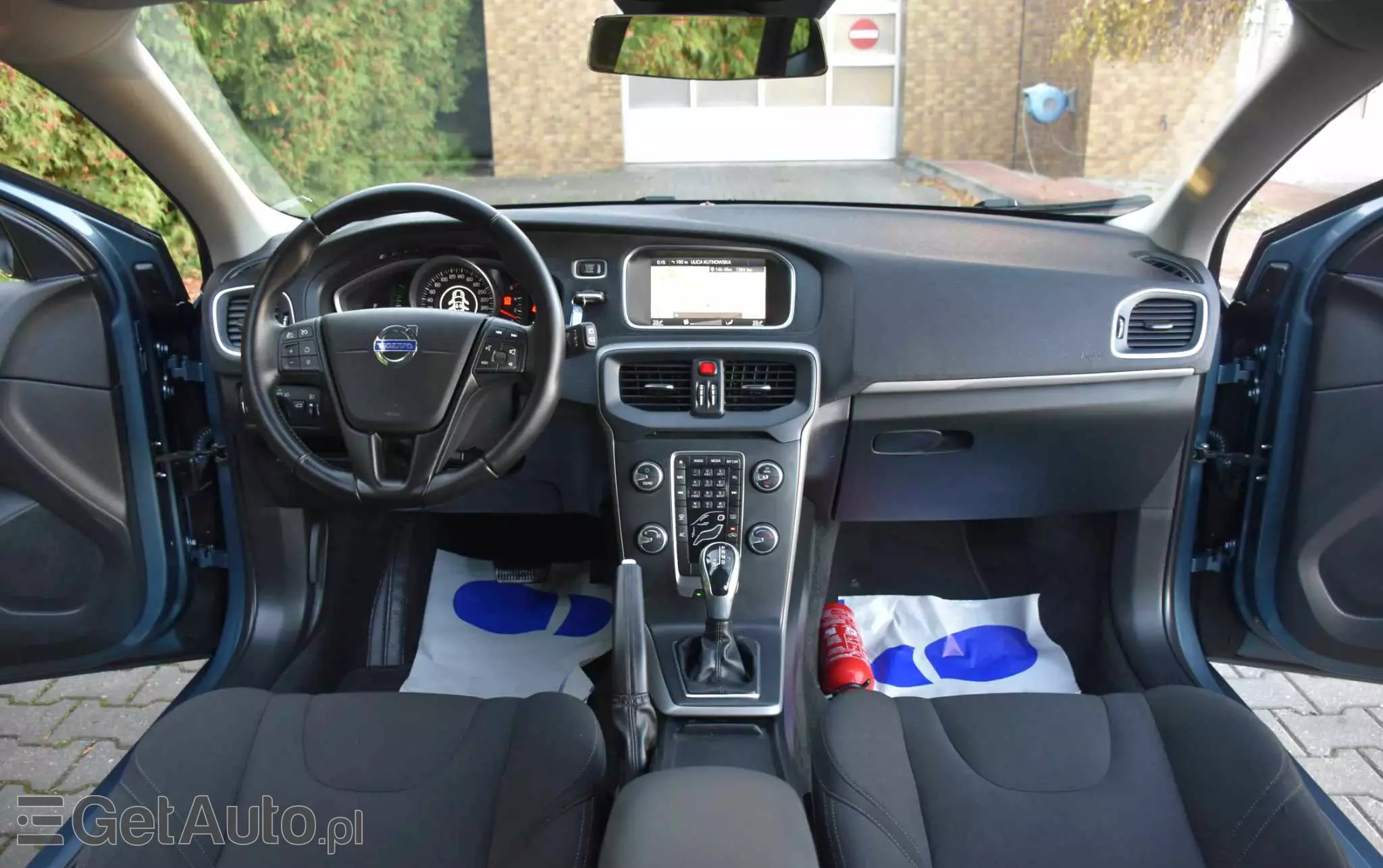 VOLVO V40 D2 Powershift