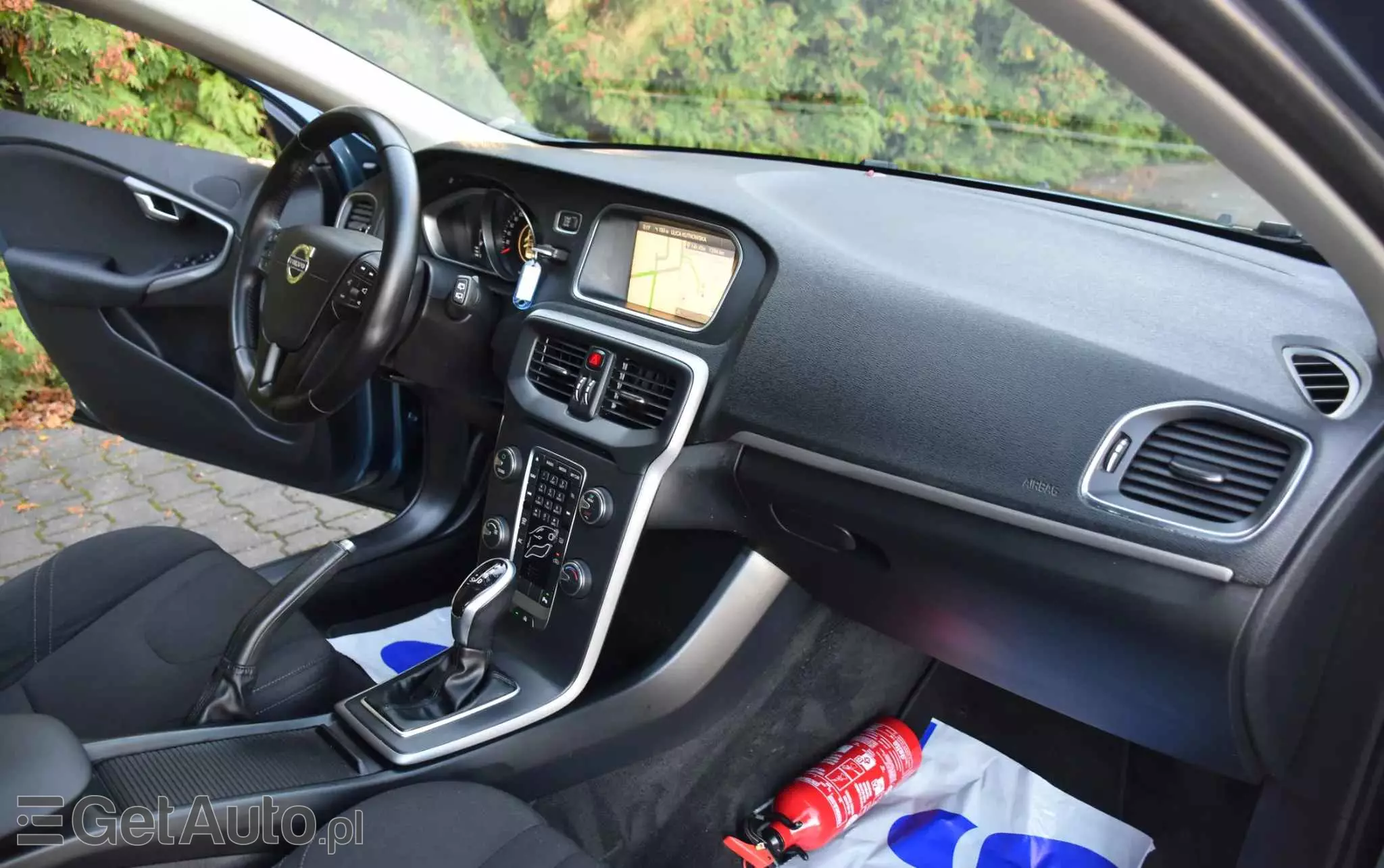 VOLVO V40 D2 Powershift