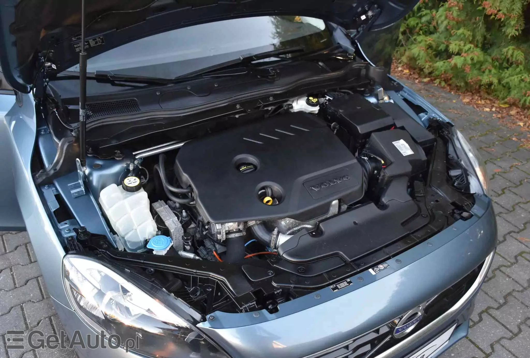 VOLVO V40 D2 Powershift