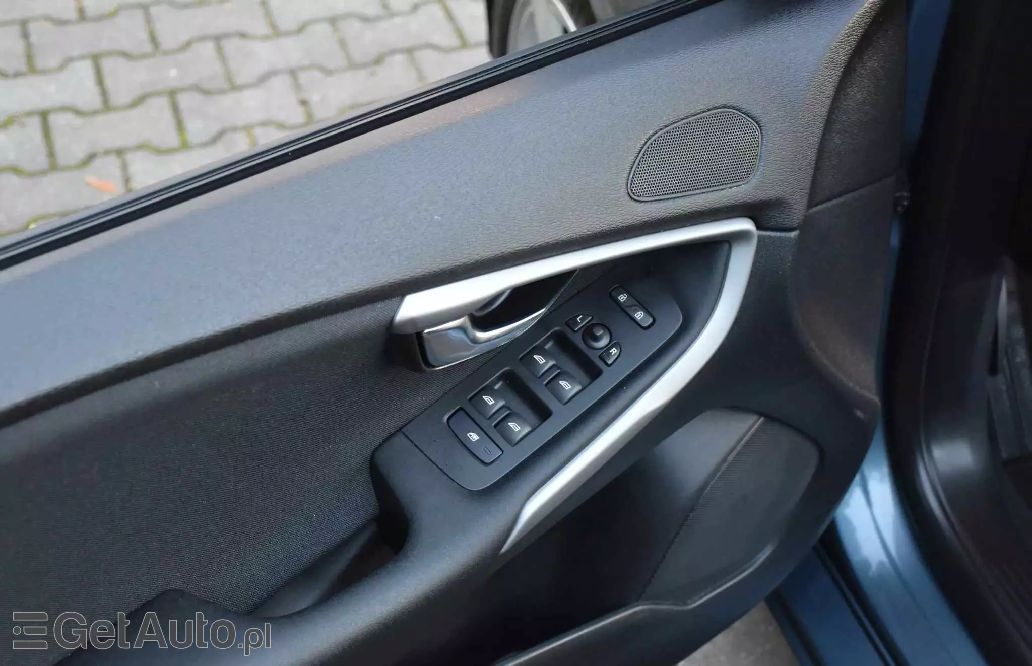 VOLVO V40 D2 Powershift