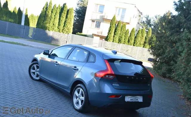 VOLVO V40 D2 Powershift