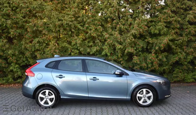 VOLVO V40 D2 Powershift