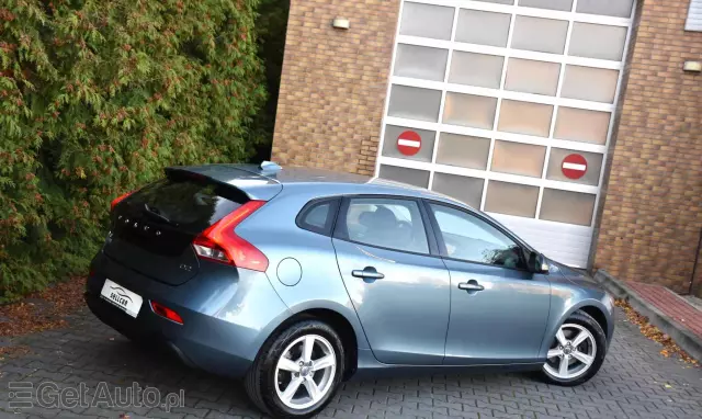 VOLVO V40 D2 Powershift