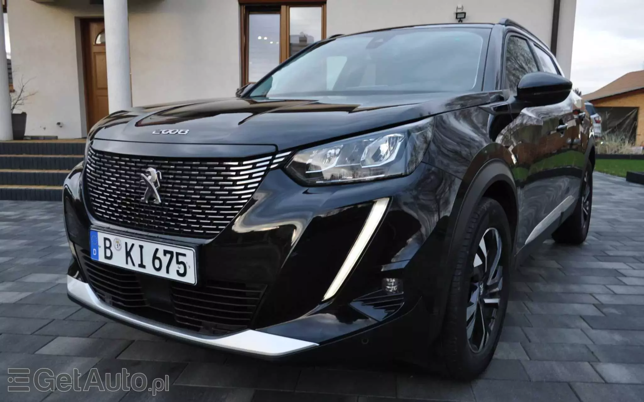PEUGEOT 2008 BlueHDi 110 Allure