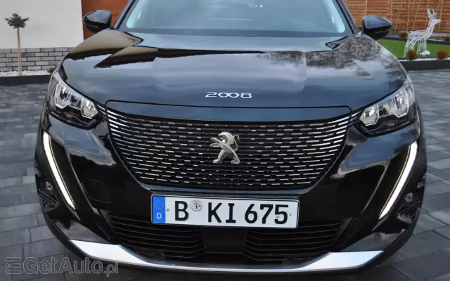 PEUGEOT 2008 BlueHDi 110 Allure