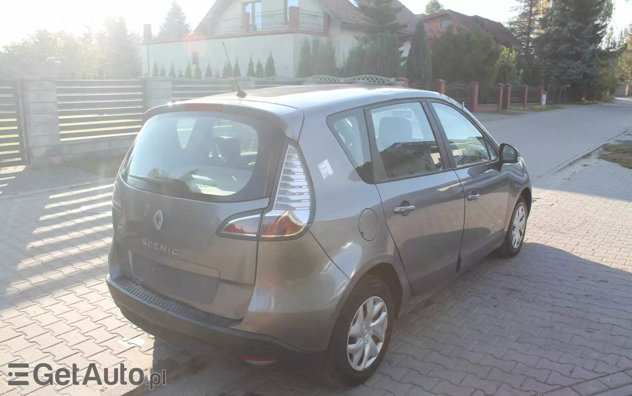 RENAULT Scenic 