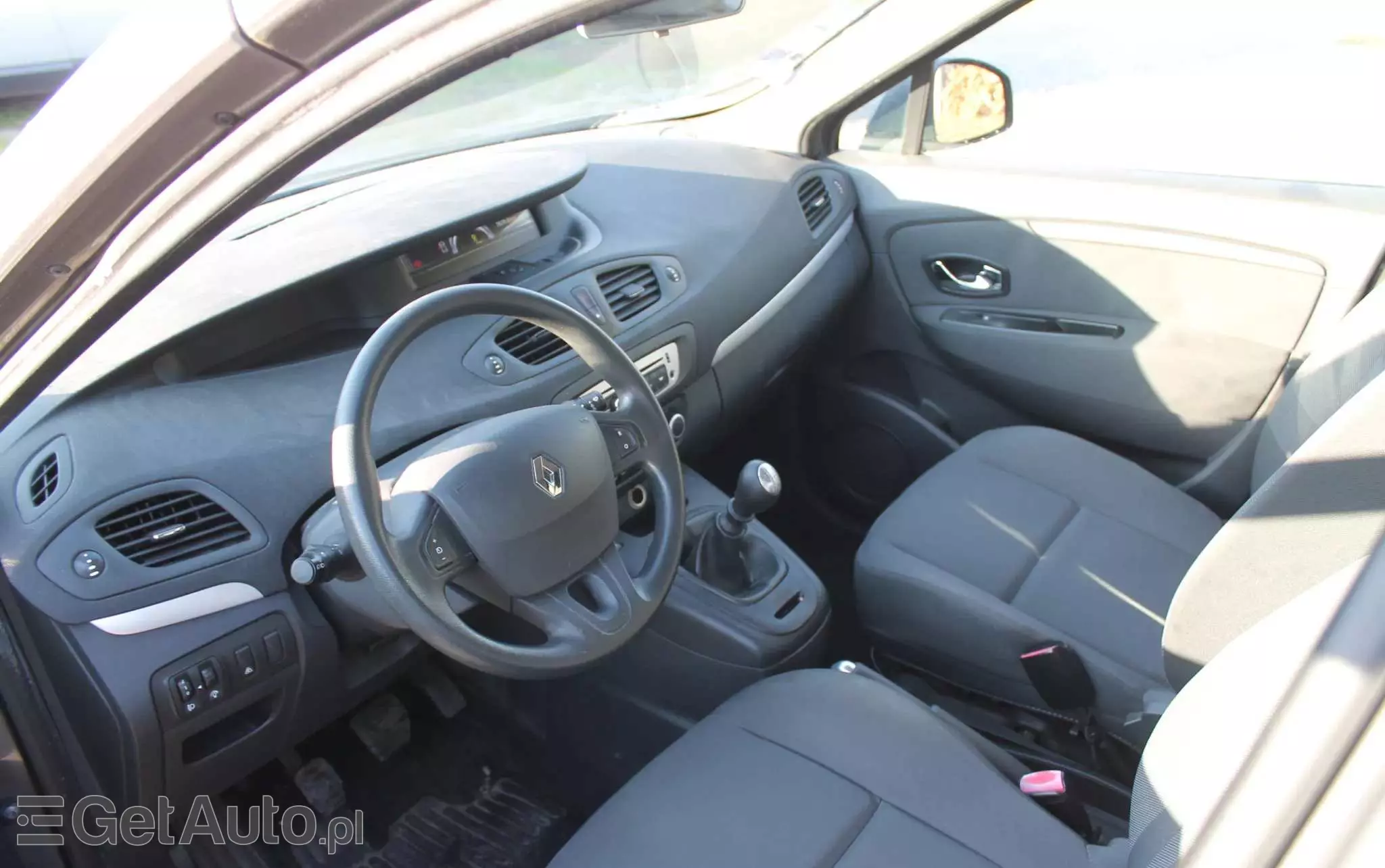 RENAULT Scenic 