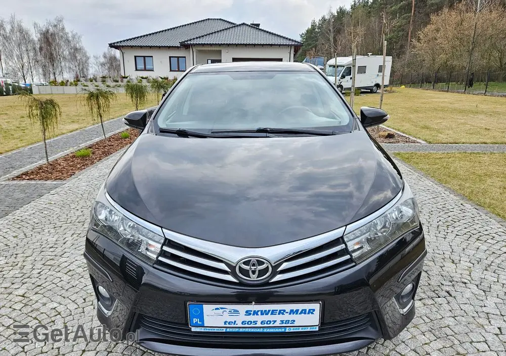 TOYOTA Corolla 1.6 Prestige