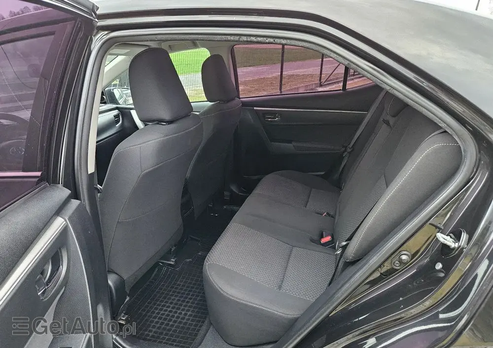 TOYOTA Corolla 1.6 Prestige