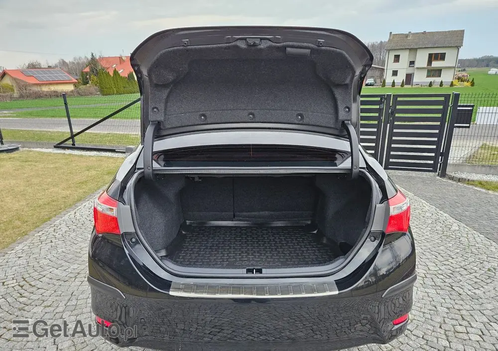 TOYOTA Corolla 1.6 Prestige