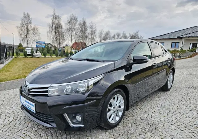 TOYOTA Corolla 1.6 Prestige
