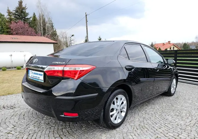TOYOTA Corolla 1.6 Prestige