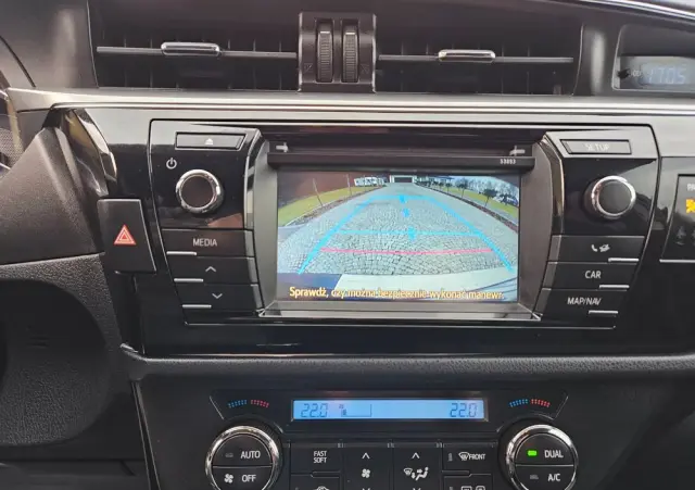 TOYOTA Corolla 1.6 Prestige