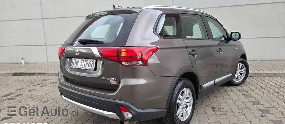 MITSUBISHI Outlander 2.0 City Style 2WD