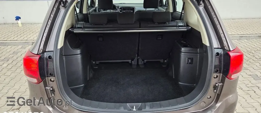 MITSUBISHI Outlander 2.0 City Style 2WD