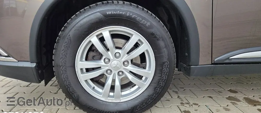 MITSUBISHI Outlander 2.0 City Style 2WD