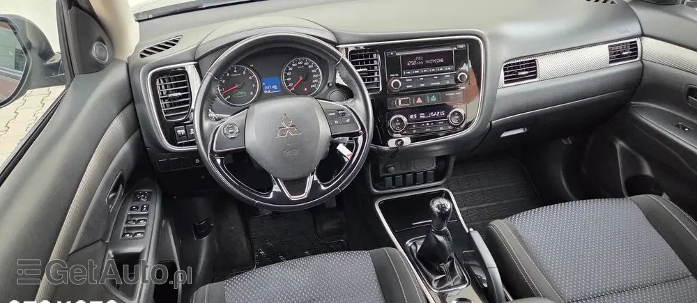 MITSUBISHI Outlander 2.0 City Style 2WD