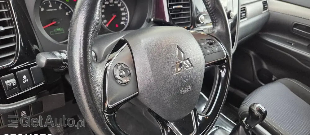 MITSUBISHI Outlander 2.0 City Style 2WD