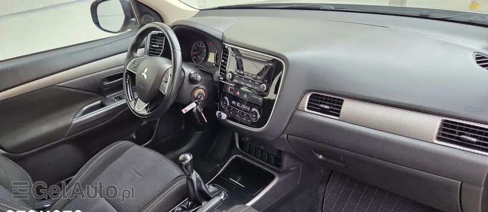 MITSUBISHI Outlander 2.0 City Style 2WD