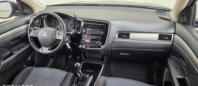 MITSUBISHI Outlander 2.0 City Style 2WD