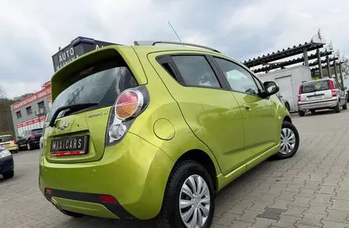 CHEVROLET Spark 