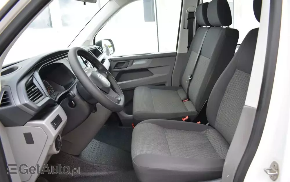 VOLKSWAGEN Transporter Kombi T6.1 TDI L2H1