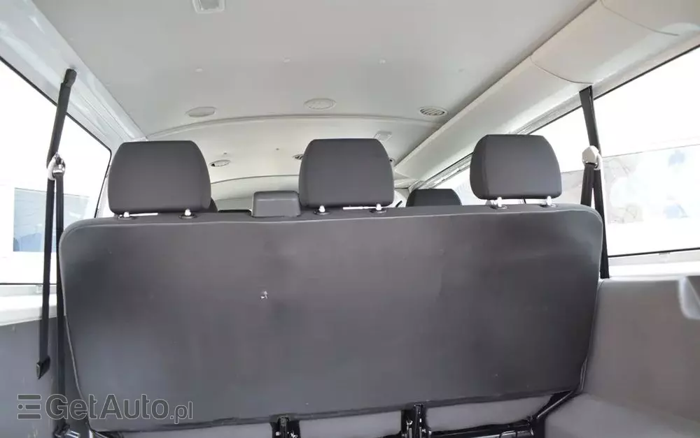 VOLKSWAGEN Transporter Kombi T6.1 TDI L2H1