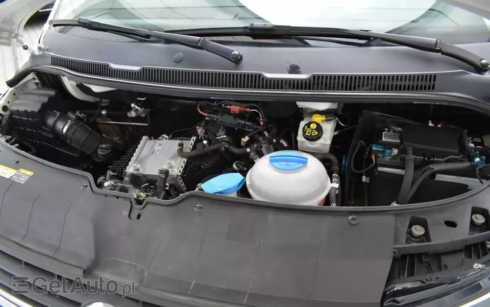 VOLKSWAGEN Transporter Kombi T6.1 TDI L2H1