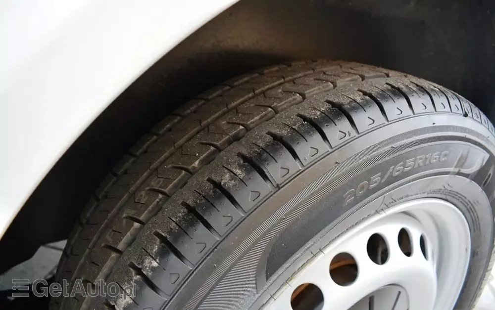 VOLKSWAGEN Transporter Kombi T6.1 TDI L2H1