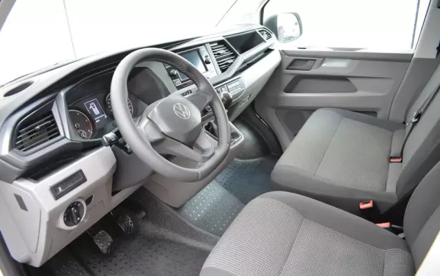 VOLKSWAGEN Transporter Kombi T6.1 TDI L2H1