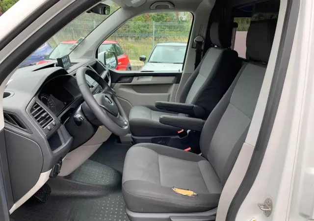 VOLKSWAGEN Transporter Caravelle T6.1 DSG Lang Highline