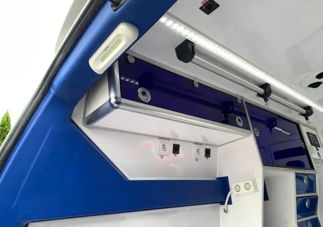 VOLKSWAGEN Transporter Caravelle T6.1 DSG Lang Highline