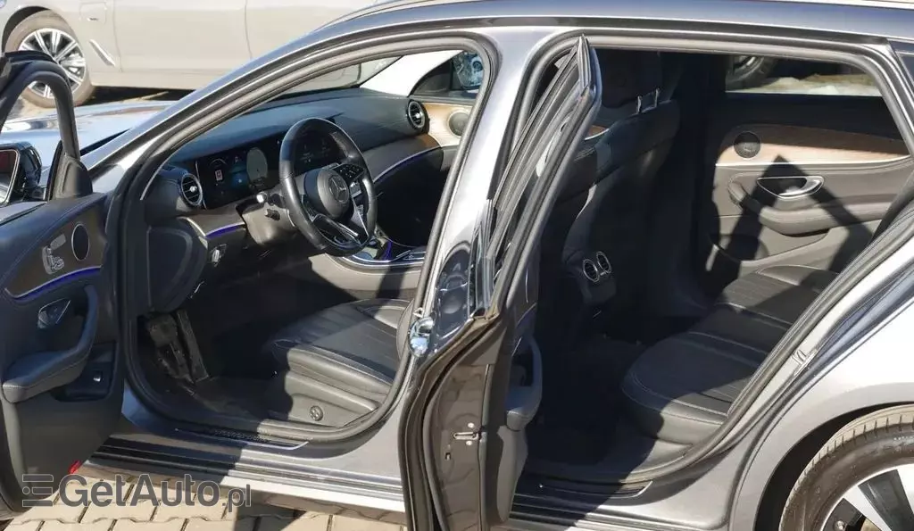 MERCEDES-BENZ Klasa E 