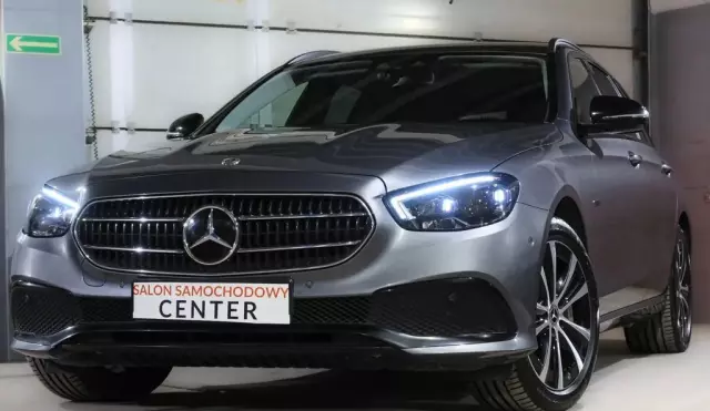 MERCEDES-BENZ Klasa E 