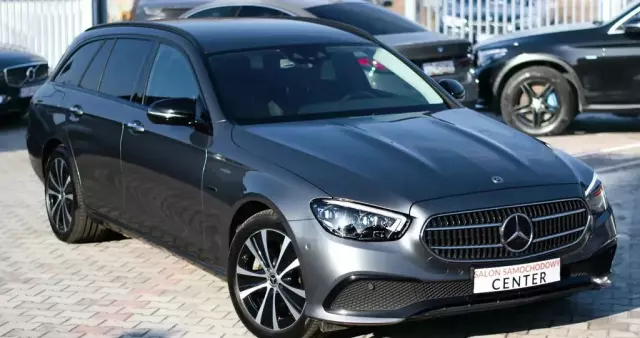 MERCEDES-BENZ Klasa E 