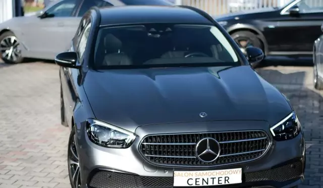 MERCEDES-BENZ Klasa E 