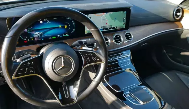 MERCEDES-BENZ Klasa E 