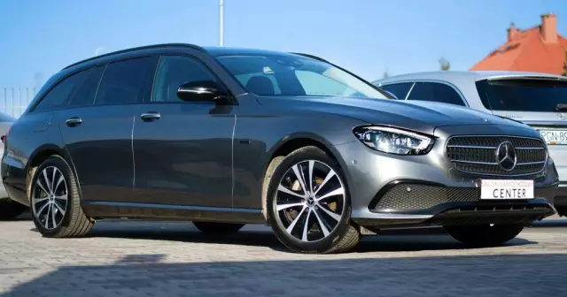 MERCEDES-BENZ Klasa E 