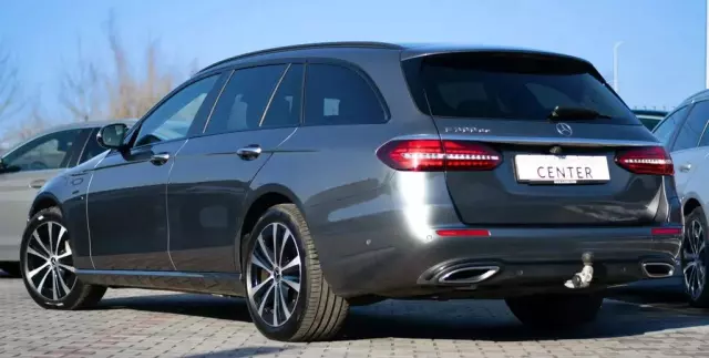 MERCEDES-BENZ Klasa E 