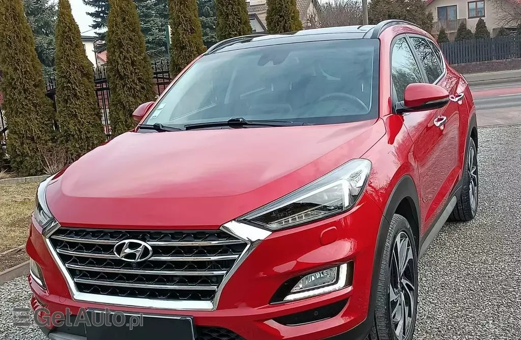 HYUNDAI Tucson 