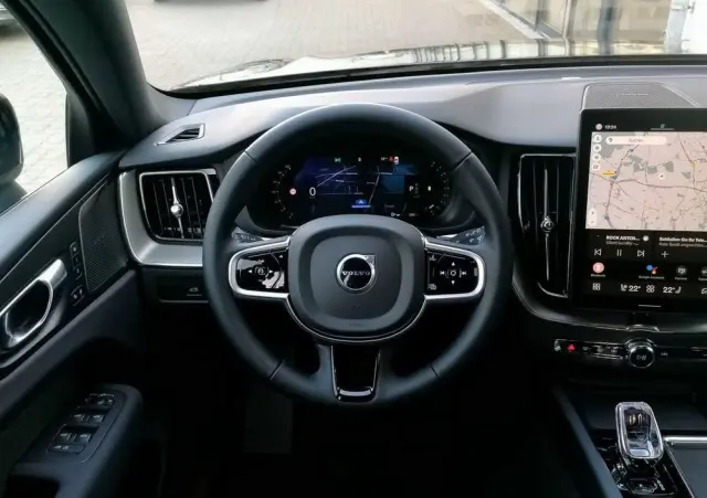 VOLVO XC 60 