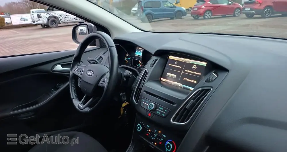 FORD Focus 1.6 EcoBoost Gold X (Trend)