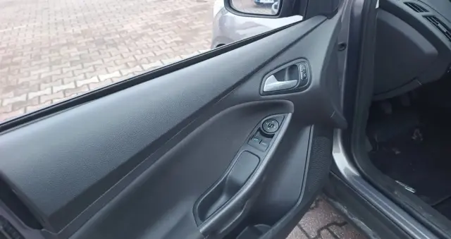 FORD Focus 1.6 EcoBoost Gold X (Trend)