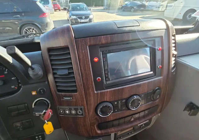 MERCEDES-BENZ SPICA / SILNIK 190 KM 3.0 / 21 MIEJSC/ SPROWADZONY Z FRANCJI/ CAFFEBAR / GNIAZDKA 230 V 