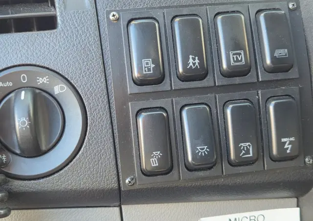 MERCEDES-BENZ SPICA / SILNIK 190 KM 3.0 / 21 MIEJSC/ SPROWADZONY Z FRANCJI/ CAFFEBAR / GNIAZDKA 230 V 