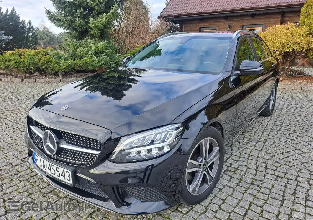 MERCEDES-BENZ Klasa C 220 d 9G-TRONIC Avantgarde