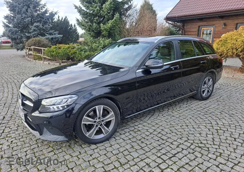 MERCEDES-BENZ Klasa C 220 d 9G-TRONIC Avantgarde
