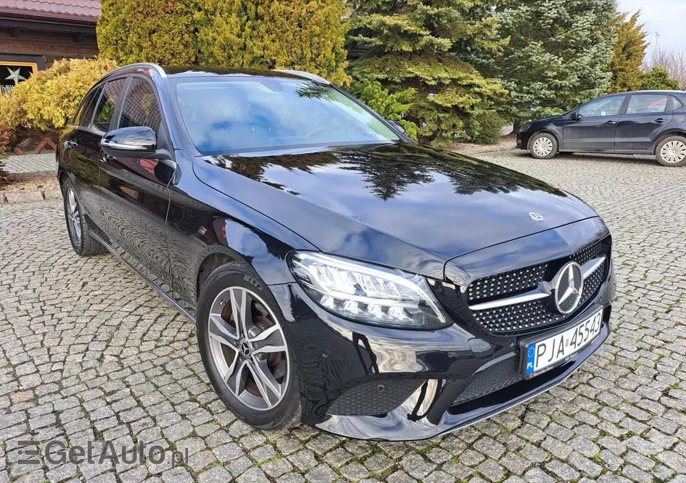 MERCEDES-BENZ Klasa C 220 d 9G-TRONIC Avantgarde