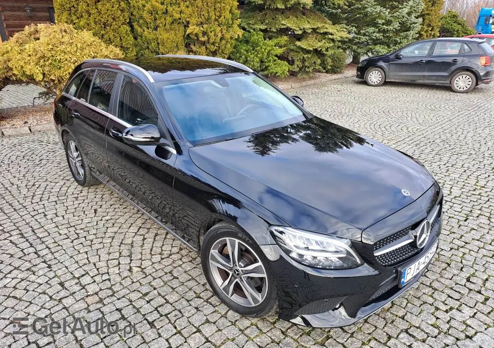 MERCEDES-BENZ Klasa C 220 d 9G-TRONIC Avantgarde